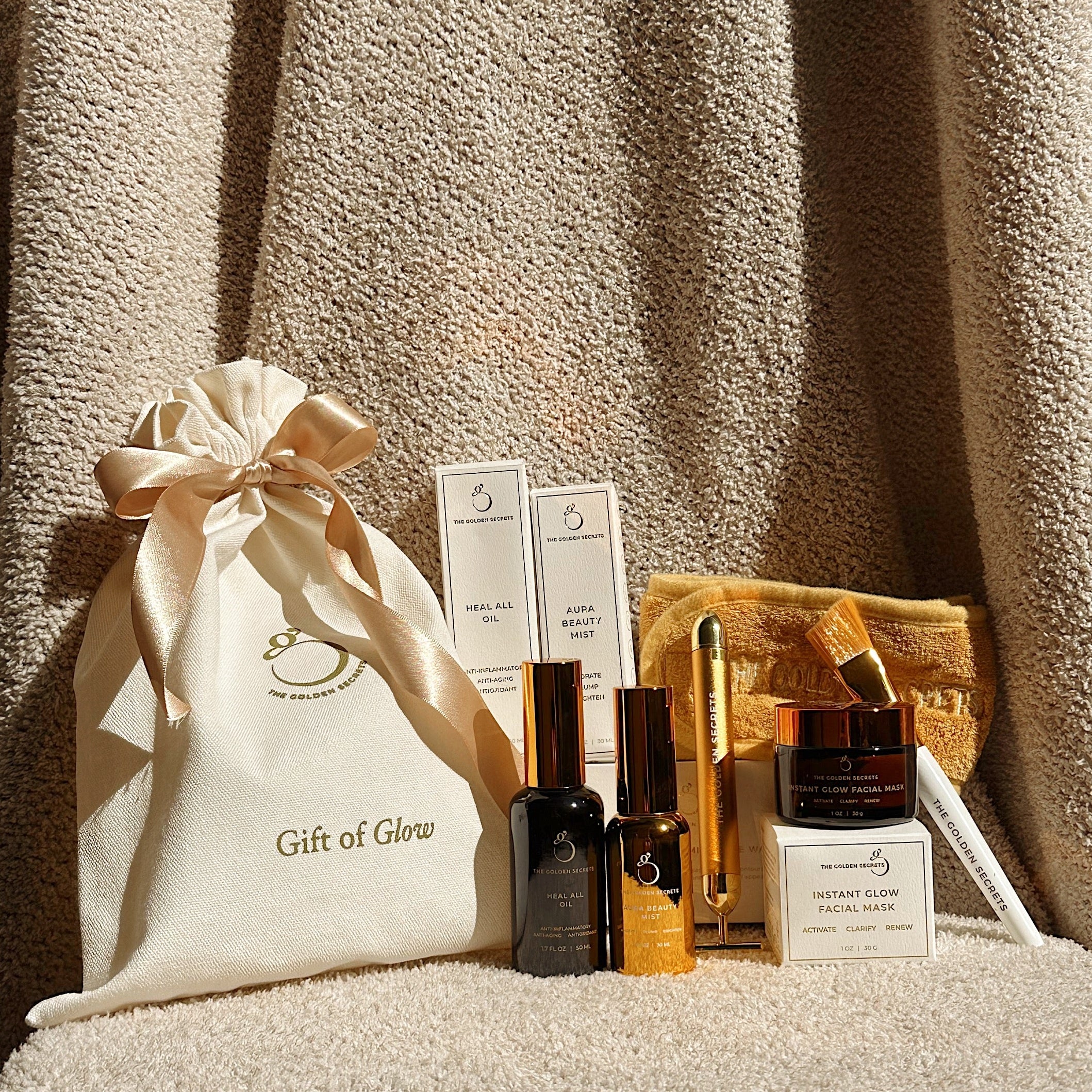 Gift of Glow Holiday Kit