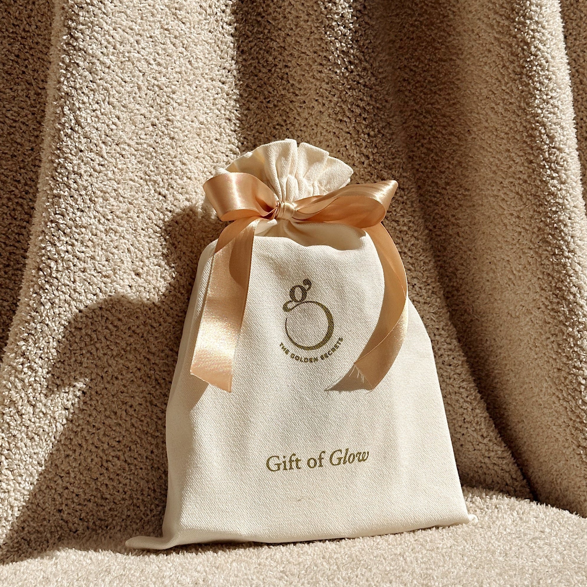 Gift of Glow Holiday Kit