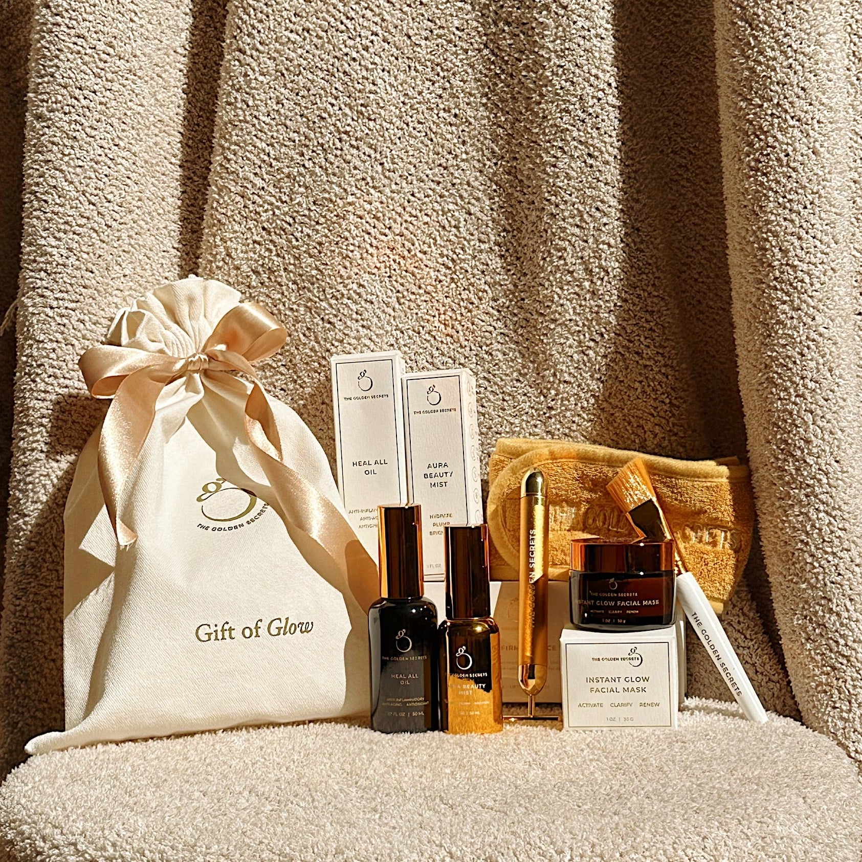 Gift of Glow Holiday Kit